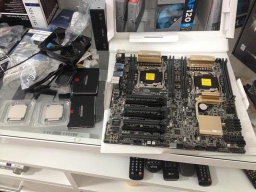 asus z10pe-d8 ws 2690v4×2等　セット　ジャンク asus z10pe-d8 ws 2690v4×2等 セット ジャンク - メルカリ
