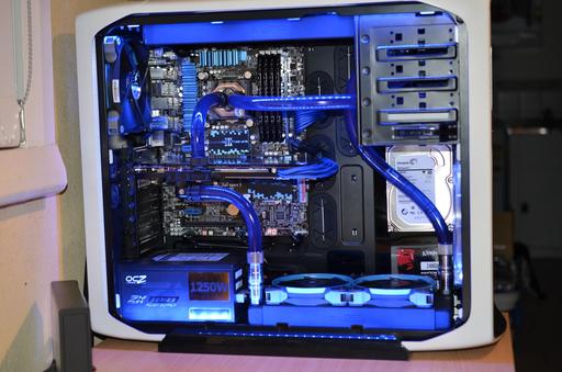 ファン Just another 600T by Typhus_sw - Intel Core i7-3770K, Radeon
