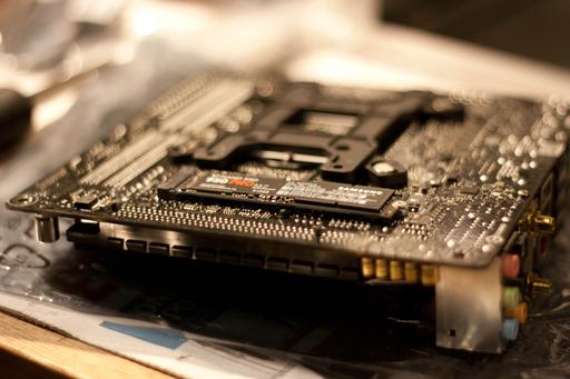 4K Mini ITX Gaming Build by TwoGunMoomin - Intel Core i7-6700K