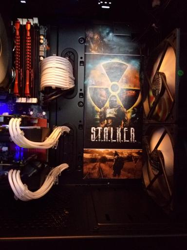 Stalker by Rhaoull - Intel Core i7-4790K, 2 x Radeon R9 270