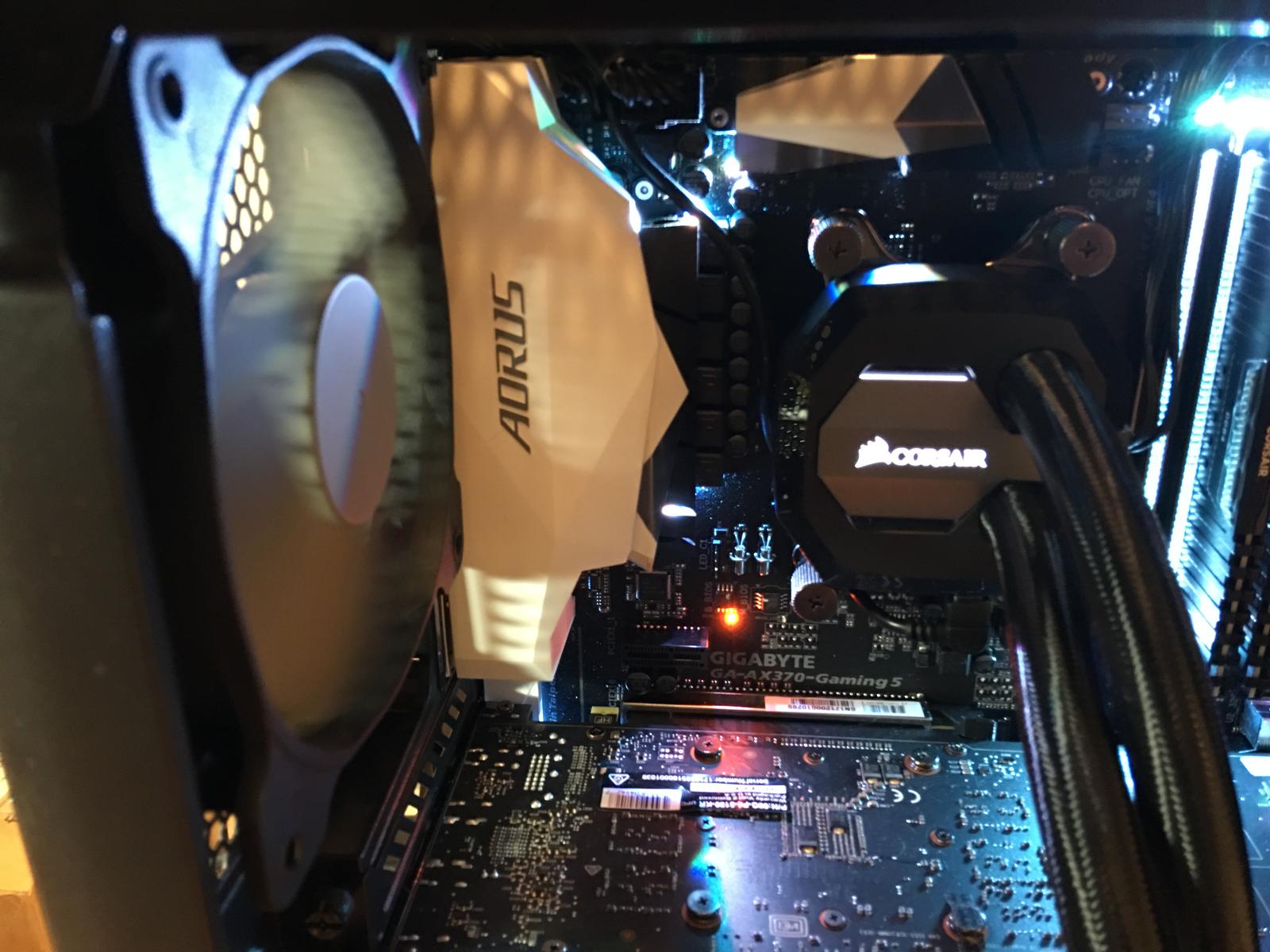 DarkFlash BK/RYZEN7 1800X/GTX1080/16GB