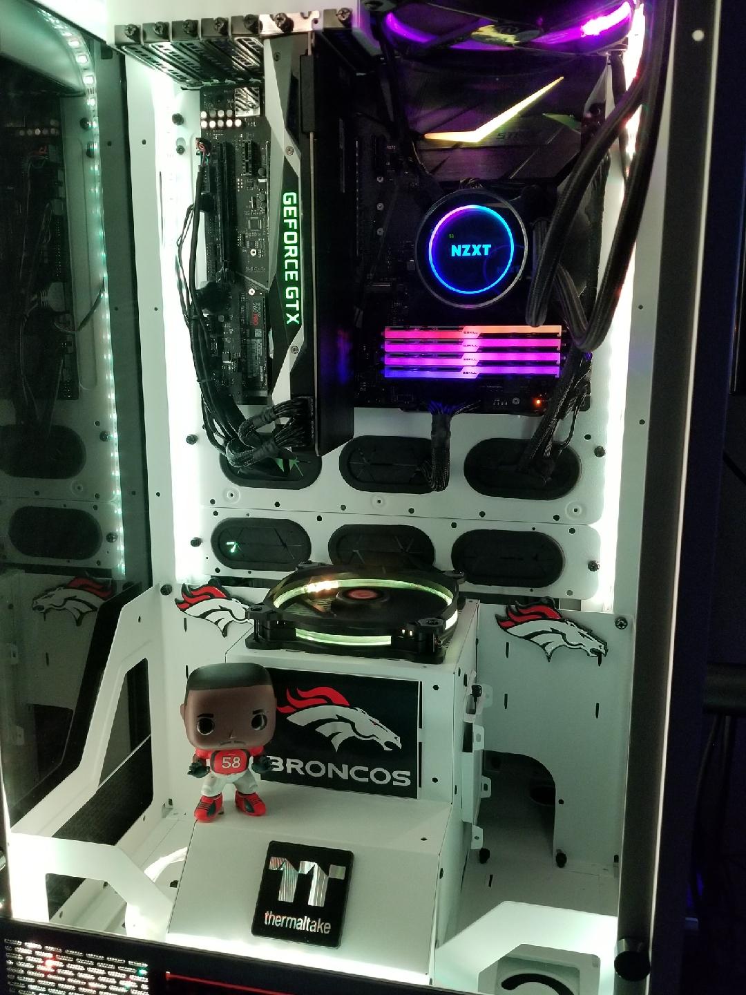 Broncos Tower 900 by LooBeezy - Intel Core i7-7700K, GeForce GTX