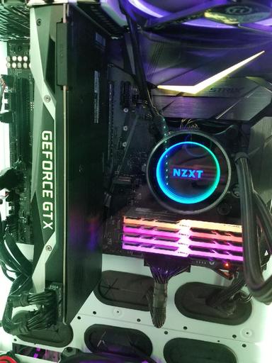 Broncos Tower 900 by LooBeezy - Intel Core i7-7700K, GeForce GTX