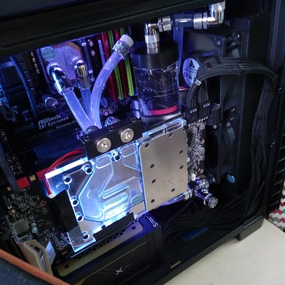 vertical gpu water cooling