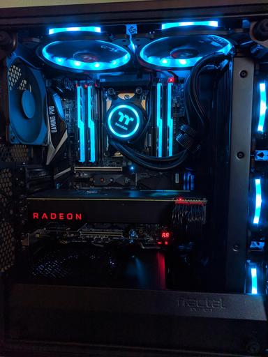 ゲーミングPC Vega 64 / threadripper 1920x ゲーミングPC Vega 64 / threadripper 1920x