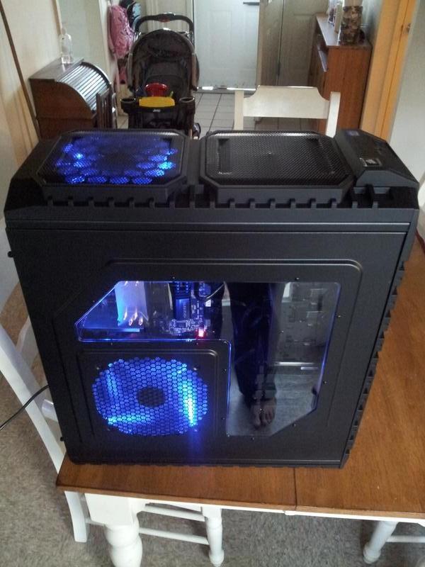 Blue Beast by hillikus - Intel Core i7-3770K, Cooler Master HAF X