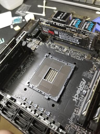 Direct Die 7900X - Ncase M1 by Inndee - Intel Core i9-7900X 