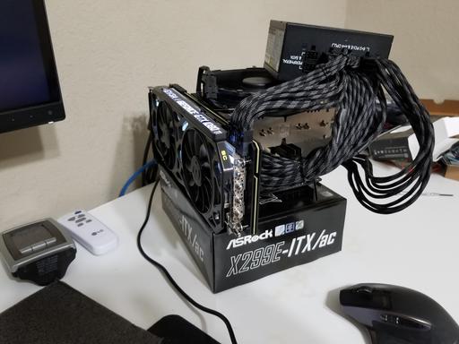 Direct Die 7900X - Ncase M1 by Inndee - Intel Core i9-7900X 