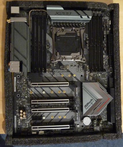 CPU Intel Core17-7820X CPU ASRock Intel X299 Core i7 7820X / ASRock X299 Creator ; CPUセット ＋ マザーボード