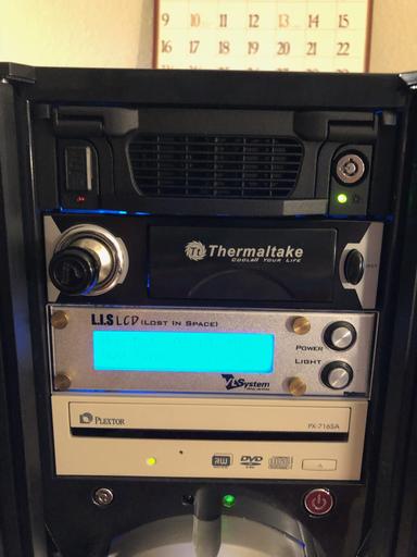 thermaltake cigarette lighter 2005 Rig by Logarythym