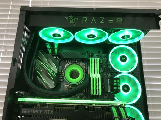 Lian Li PC-O11 Dynamic Razer Edition - £4000 PC Build by flan81