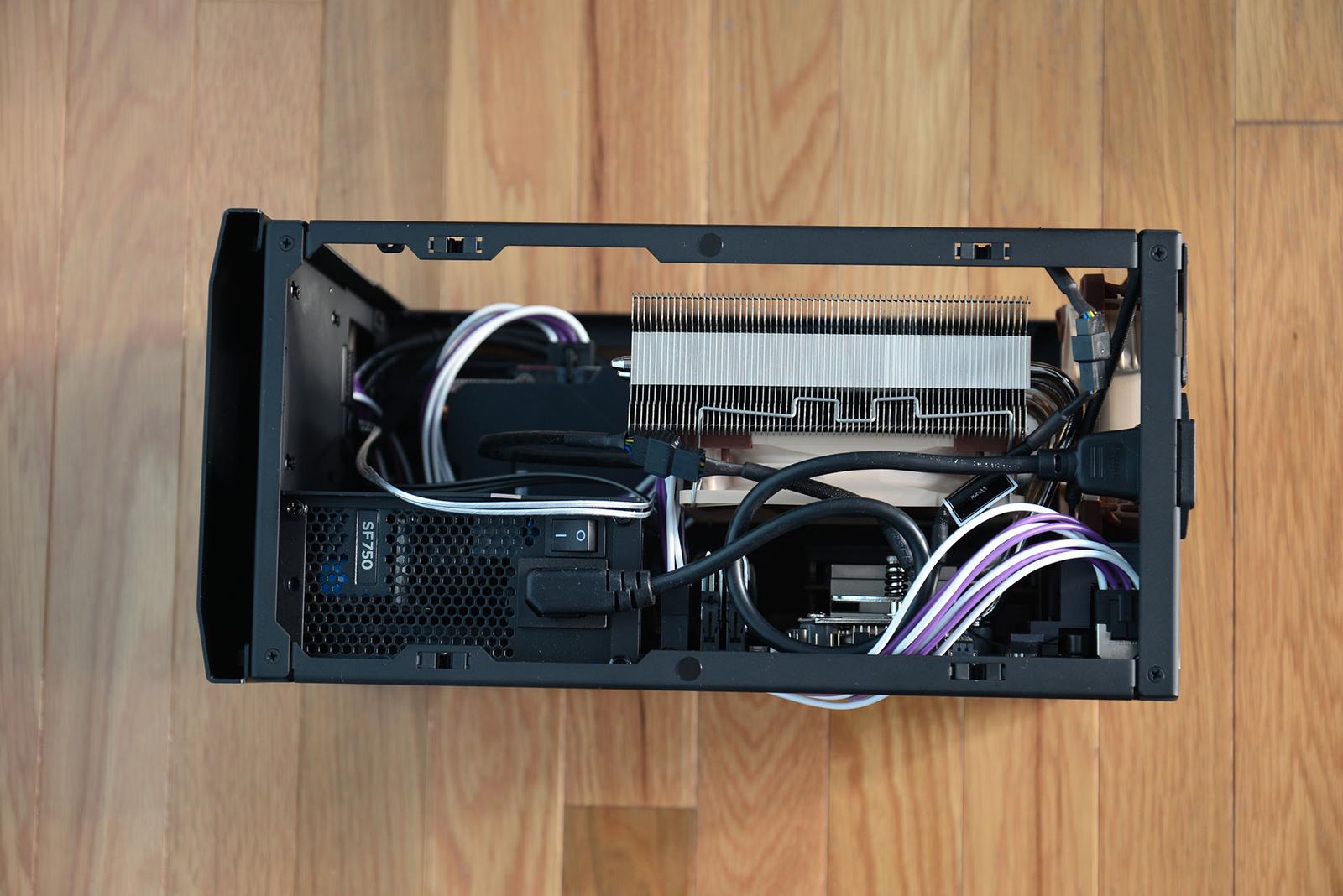 自作PC_NCASE M1_Core-i5-4460 mqdefault.jpg