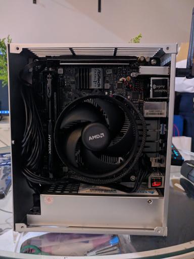 Great ultra-portable Desktop using SGPC K39 case from Taobao by