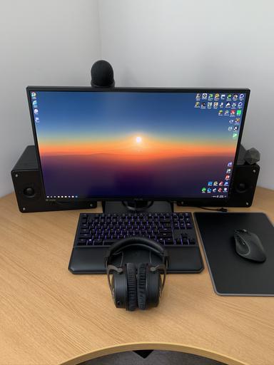 ゲーミングPC Ryzen 7 3800x メモリ16GB　GTX1080ti Pc- ryzen 7 3800x - Gtx 1080 oc - msi x570 gaming carbon