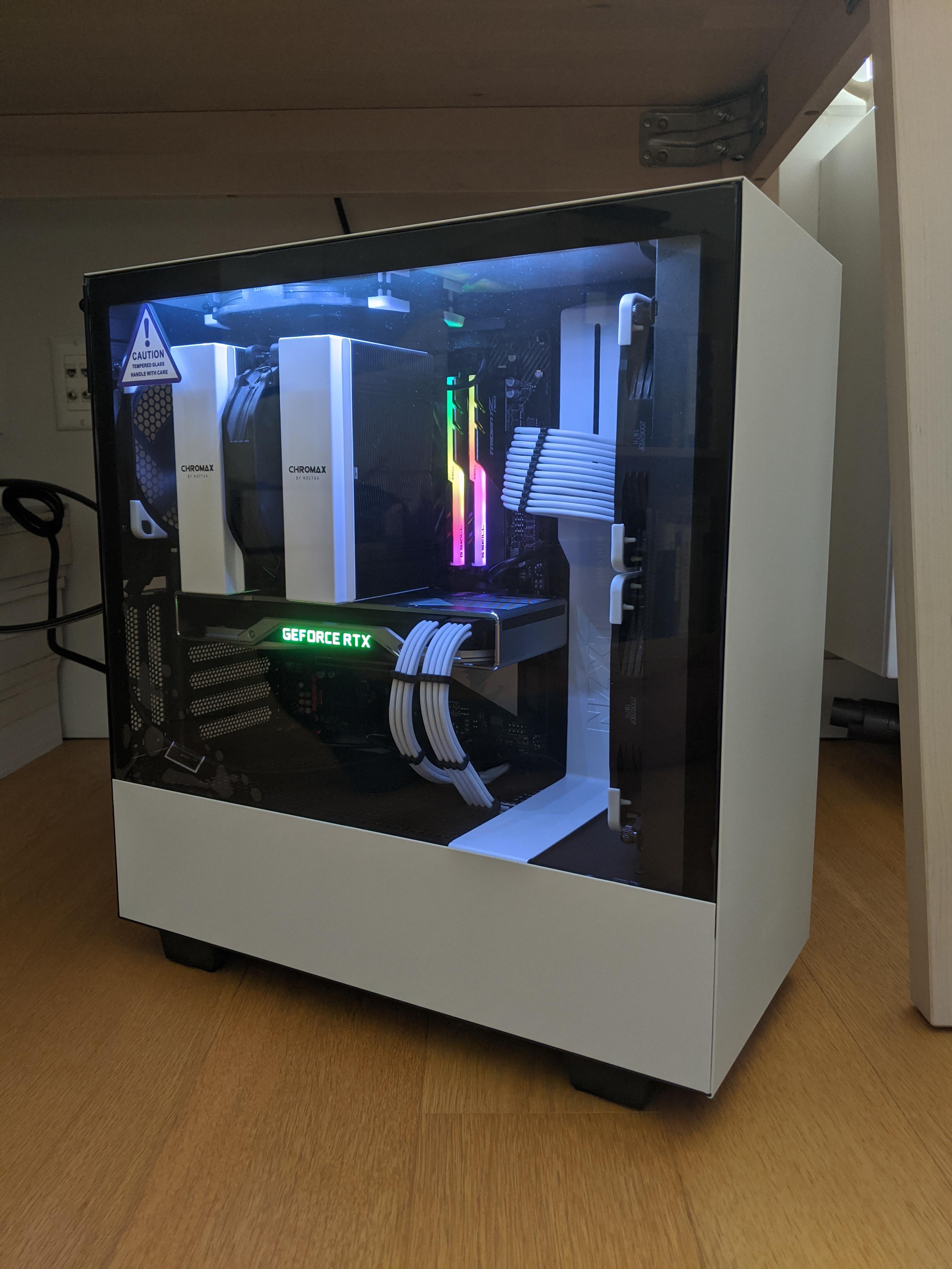 2025年のクリスマスの特別な衣装 2070 RTX + 3950X Ryzen Super, rendering and 3D-modeling Windowsデスクトップ