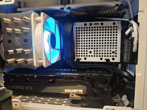 【リファPC】 RTX3070搭載ゲーミングPCフルセット pirabk リファPC】 RTX3070搭載ゲーミングPCフルセット pirabk リファPC
