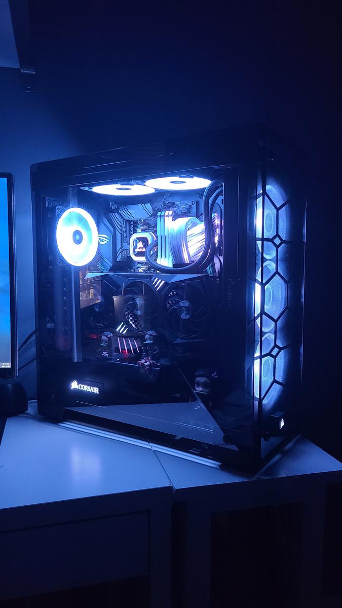 First PC Build - Corsair Crystal 570x Mirror Black by MyrronGaines