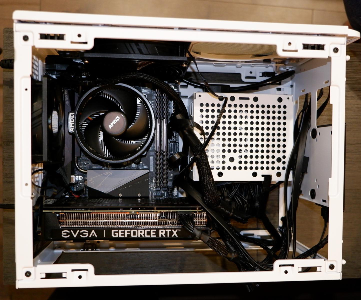 Verified Actual Gamer Living Room PC by marioraulf - AMD Ryzen 5 5600X,  GeForce RTX 3060, Cooler Master MasterBox NR200 Mini ITX Desktop -  PCPartPicker