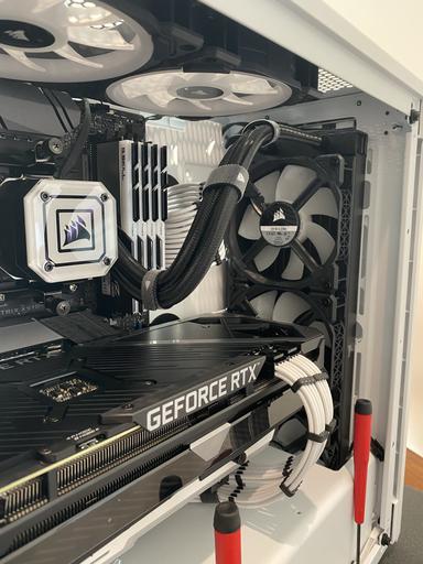 Big White by Dorseyzilla - AMD Ryzen 7 5800X, GeForce RTX 3060 Ti 