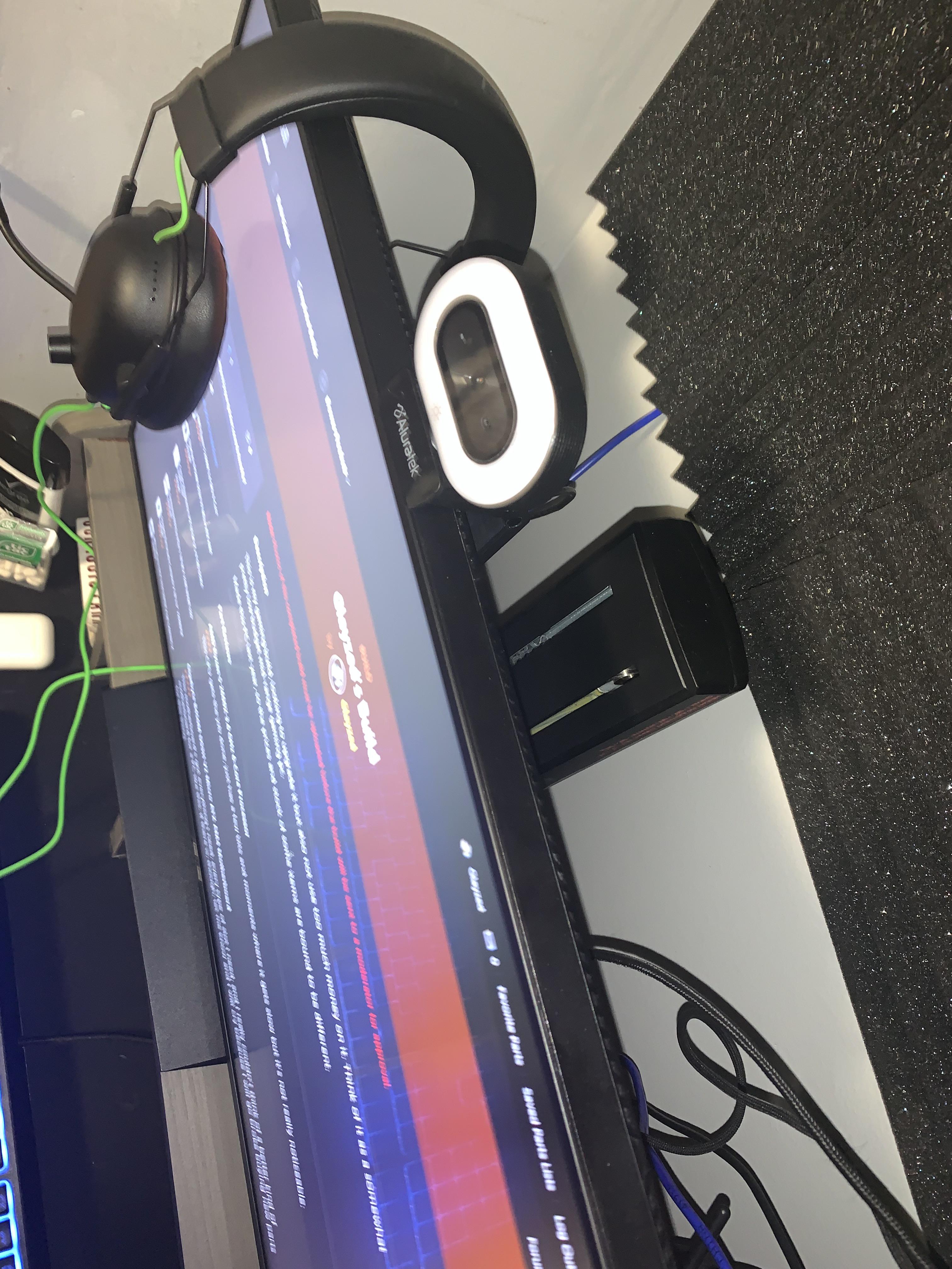 AMD Ryzen 5 2600X, GeForce GTX 1650 