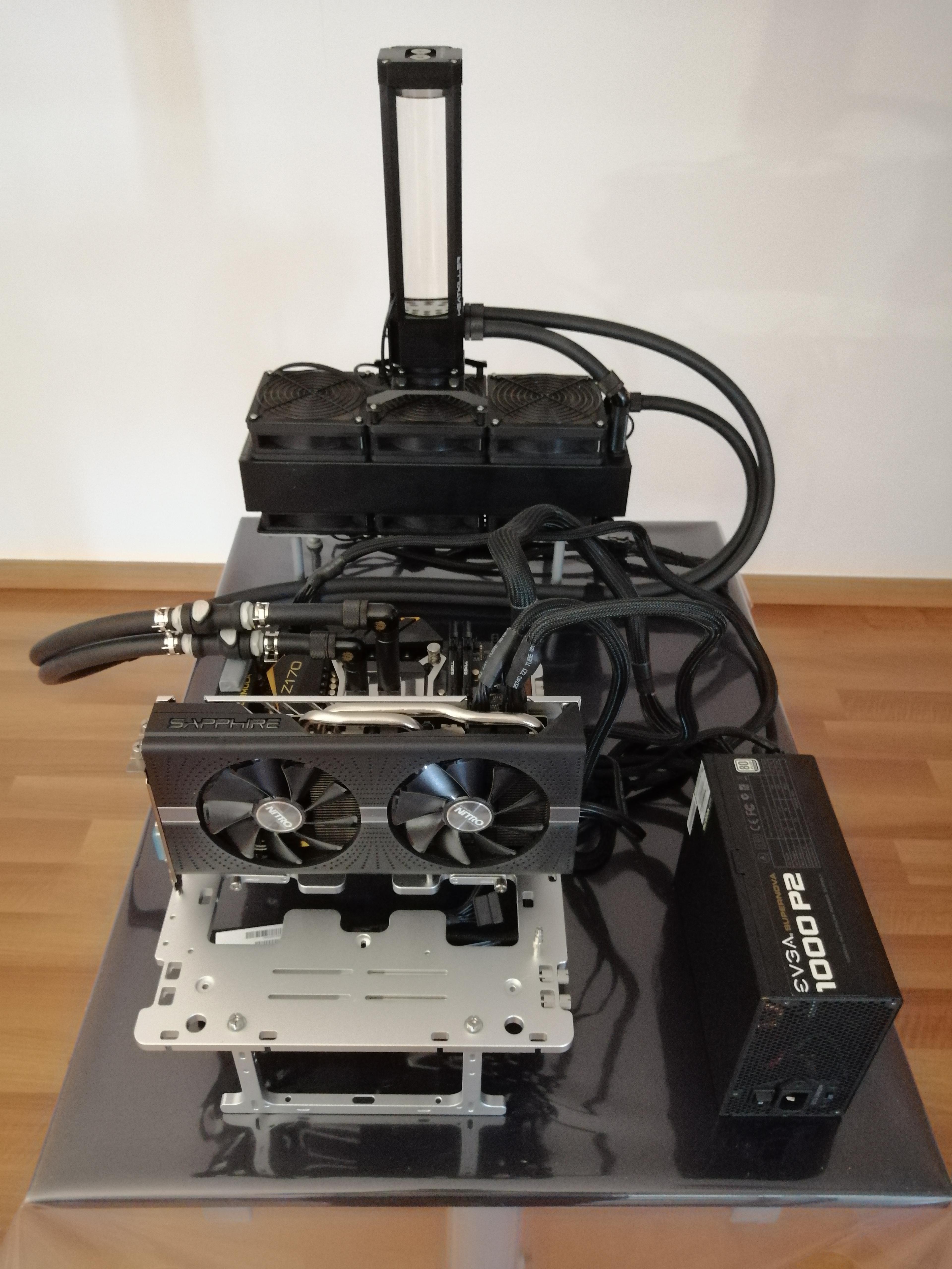 Open Benchtable BC1 - i7 7700K - Custom Loop by luakri