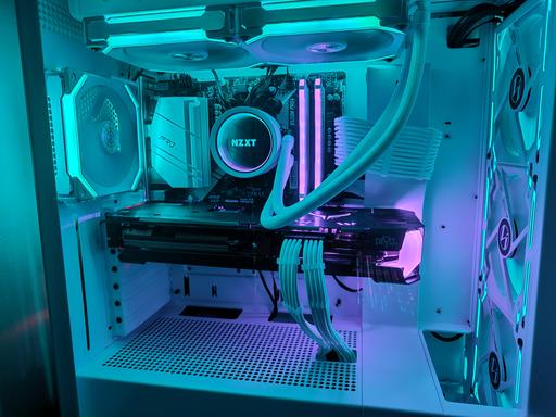 New Build w/ NZXT H7 Flow by LoriX - AMD Ryzen 5 5600X, Radeon RX