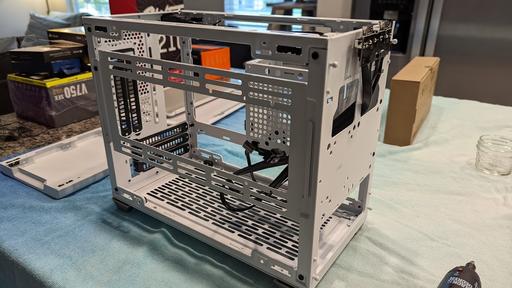 Batocera Emulation Build by mossbc85 - AMD Ryzen 5 5600G, Radeon