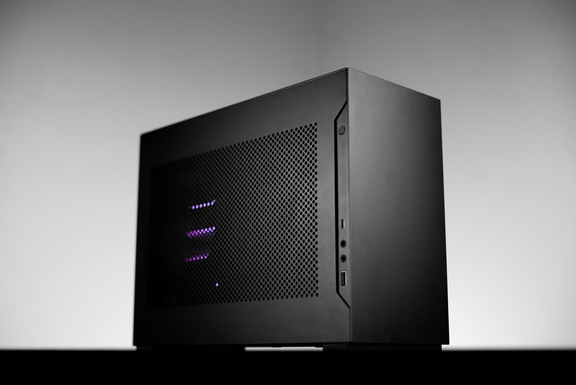 Lian Li A4-H2O - RE:Build/Case Swap by jelvin - Intel Core