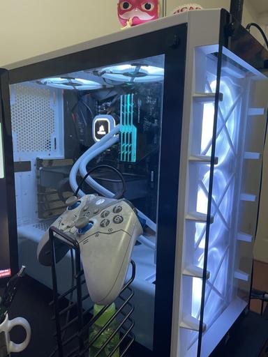 My 2022 Build by Cromesis - AMD Ryzen 5 5600X, GeForce RTX 3070 ...