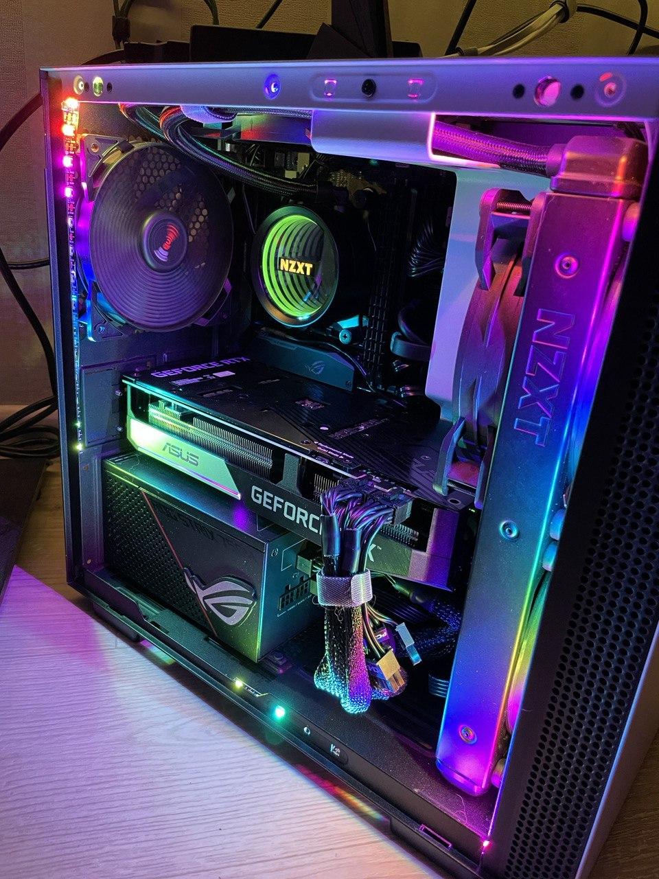 NZXT H210 + ASUS 3070 DUAL MiniITX Build by DeBasser1911 - AMD 