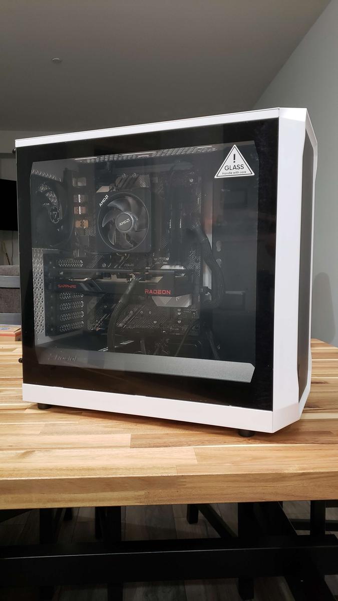 AMD Budget PC by kjm015 - AMD Ryzen 7 2700X, Radeon RX 6600 XT