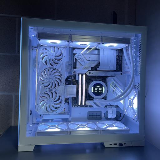 White Dynamic 11 Evo 3090 Build by wendytanj - Intel Core i7
