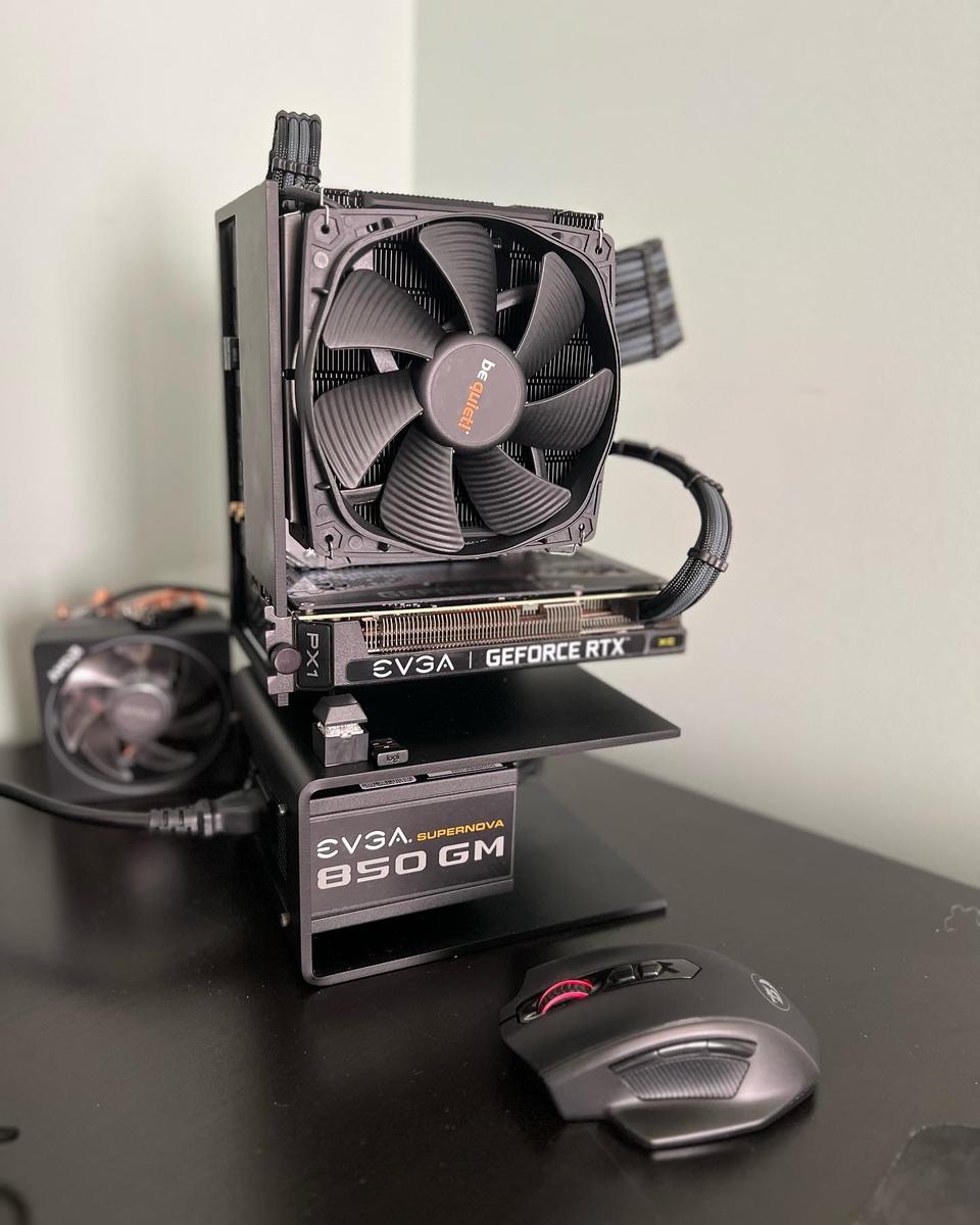 Yuel Beast Motif Monument by vuew12 - AMD Ryzen 5 5600X, GeForce