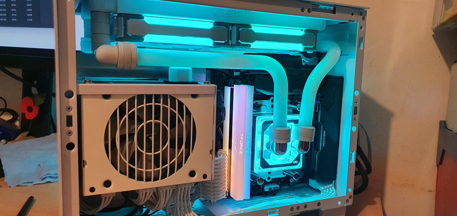Lian Li Q58 case - Hard line custom loop by Lagopus - AMD Ryzen 5