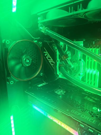 The Red Helsing by mjohnson24 - AMD Ryzen 9 5950X, GeForce RTX 3080 Ti ...