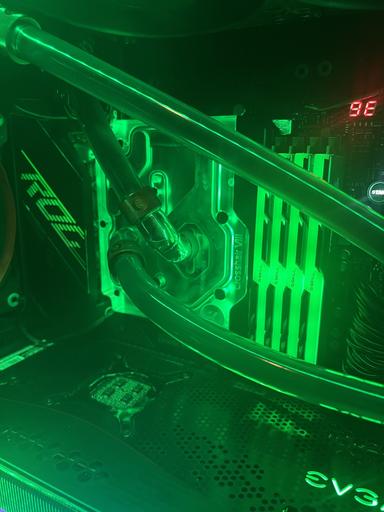 The Red Helsing by mjohnson24 - AMD Ryzen 9 5950X, GeForce RTX 3080 Ti ...