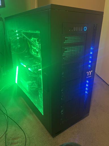 The Red Helsing by mjohnson24 - AMD Ryzen 9 5950X, GeForce RTX 3080 Ti ...