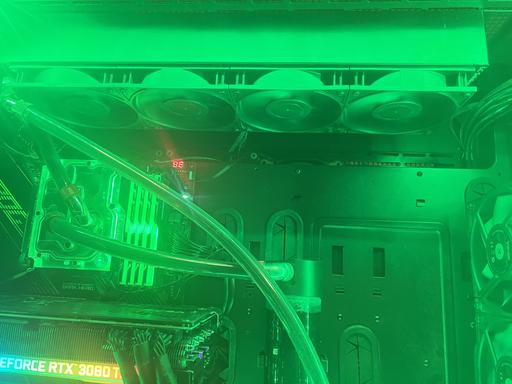 The Red Helsing by mjohnson24 - AMD Ryzen 9 5950X, GeForce RTX 3080 Ti ...