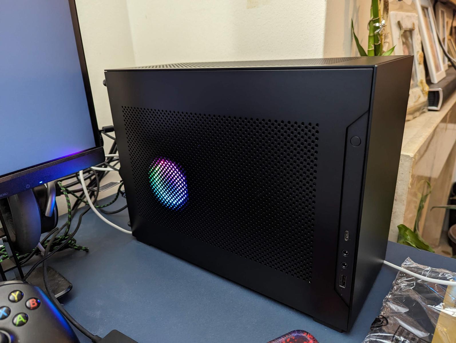 №90、Win11-23H2、i5、SSD、M12G、Radeon、Office Amazon.com: Lenovo ThinkCentre Business All-in-one Computer