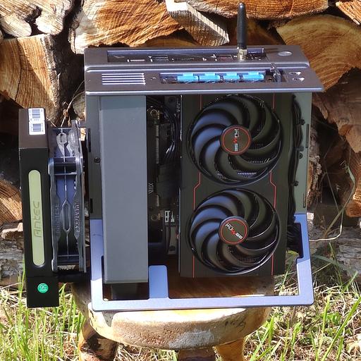 【美品希少】XTIA Xprot-mini Flex電源とCPUクーラー付き！ Xtia Xproto-Mini Gaming PC by CuriouslyBuildingPCs - Intel Core i5