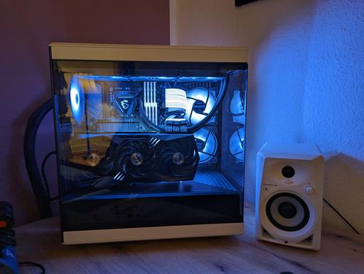 Hyte Y40 Build by shrigg - Intel Core i7-13700K, GeForce RTX 3080 