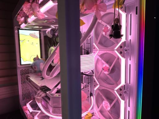 Sakura Build by Emi_11 - AMD Ryzen 9 5900X, GeForce RTX 3080