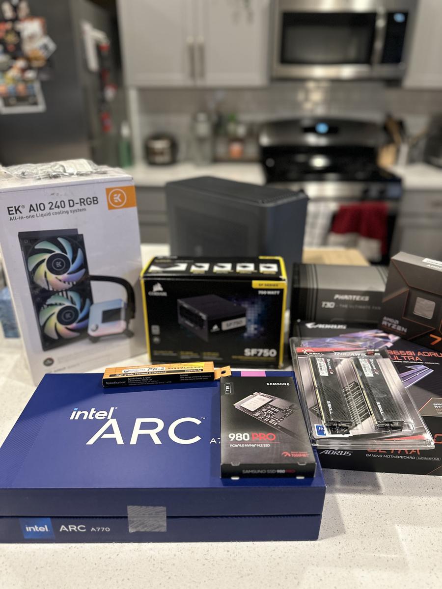 1st Mini ITX Build by Ocran - AMD Ryzen 7 7700X, Arc A770