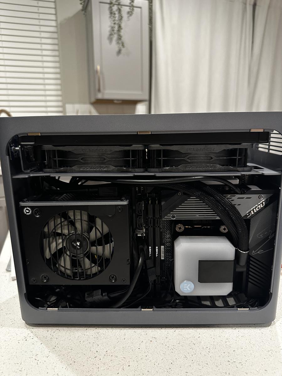 1st Mini ITX Build by Ocran - AMD Ryzen 7 7700X, Arc A770