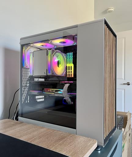 ハクアリード i9-12900K | RTX 4090 | Fractal North by Sejeong - Intel Core