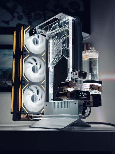 XTIA Xproto-L | Z790-I Gaming ITX | 13700K | 32GB DDR5 | RTX 4080