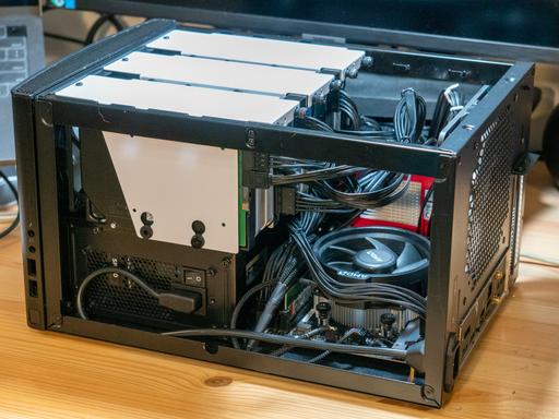 Fun Times With Storage Server by dk9 - Fractal Design Node