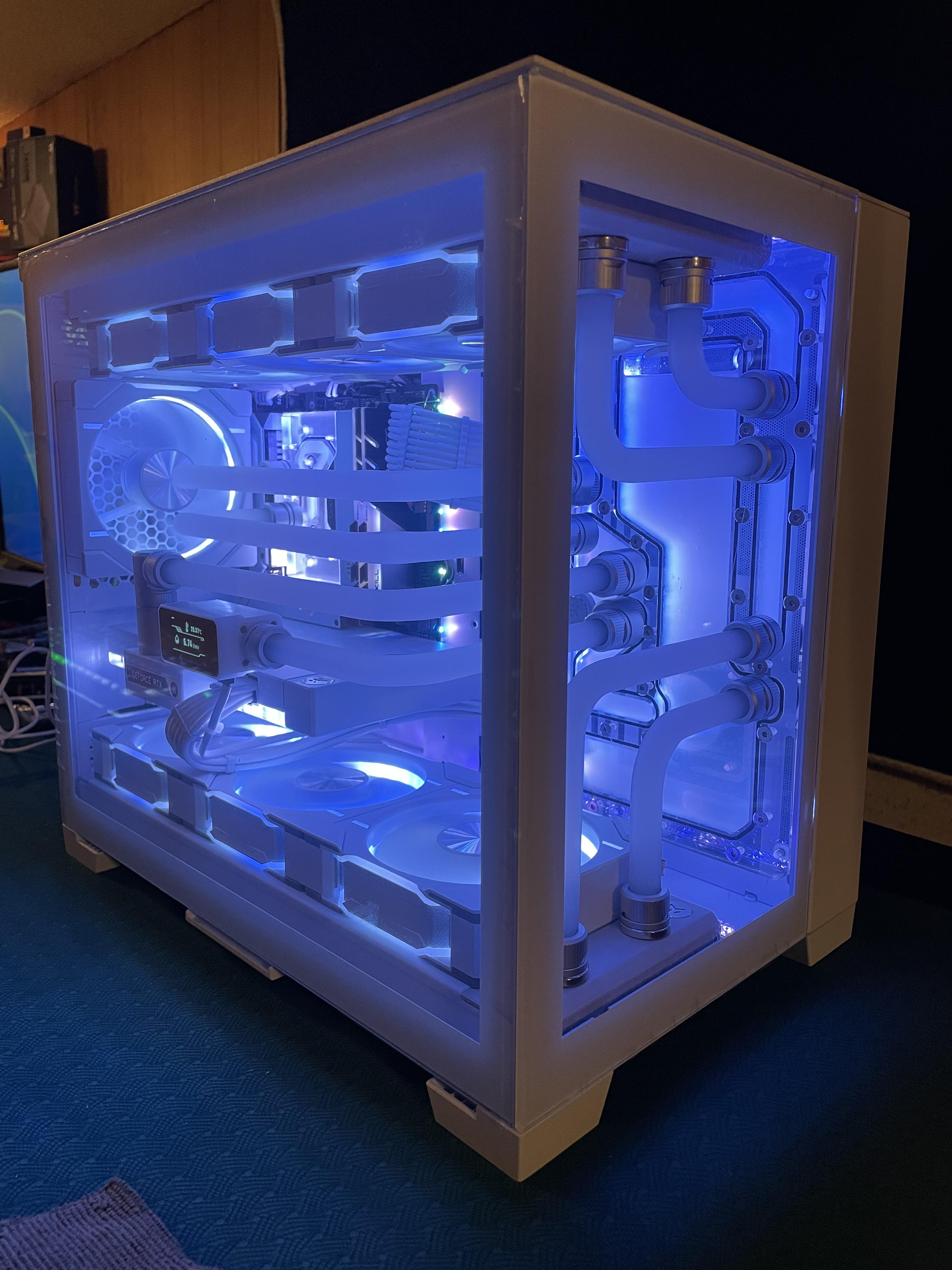 Snow White Lian Li mini by Ignitros - AMD Ryzen 9 5900X