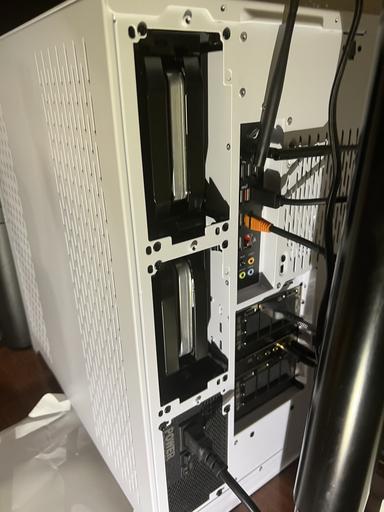 Super build with 2x 3090FE with NVLink and space between them