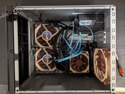 Mini-ITX Workstation/Plex/NAS Ryzen Build 2023 by Hanime